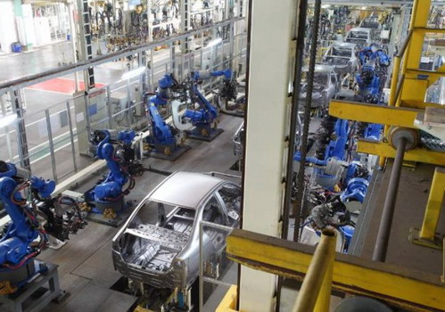 生產車間多圖實拍天津一汽夏利N5制造過程_新浪汽車_新浪網