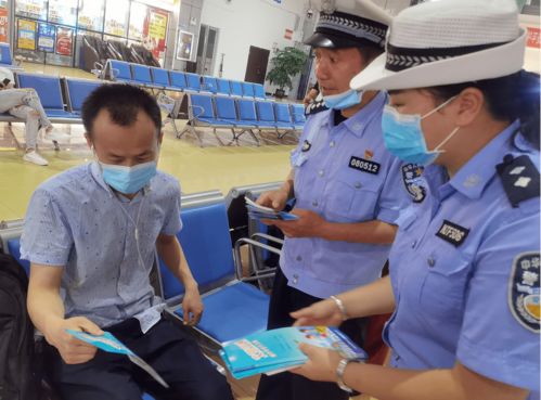 交警部門深入轄區(qū)客運企業(yè) 開展安全生產(chǎn)月主題教育活動